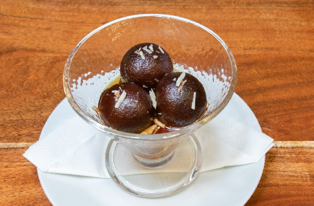 gulab jamun